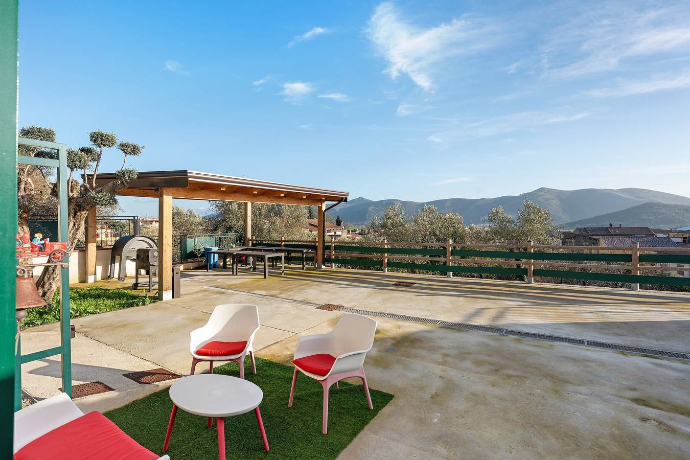 Ferienhaus 'La Casa di Paddington' mit privatem Pool, Wlan und Klimaanlage in Piana di Monte Verna, Caserta Provinz