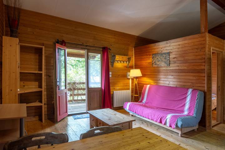 Chalet pour 4 personnes, avec jacuzzi et balcon en Ardèche - 3