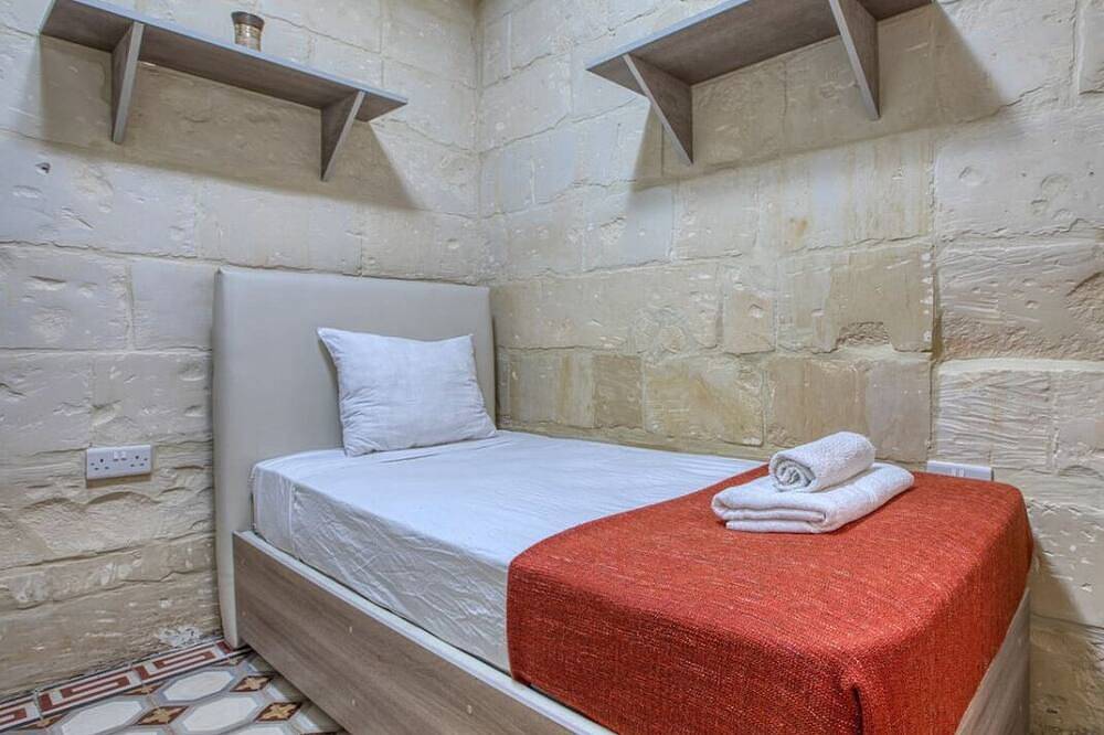 Historic Valletta Townhouse,Iconic Charm & Central in Valletta, Insel Malta