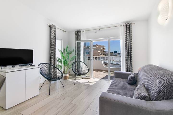 Ganze Wohnung, Apartment „Boa Vista“ mit Meerblick, Balkon und Wlan in Albufeira e Olhos de Água, Faro Distrikt