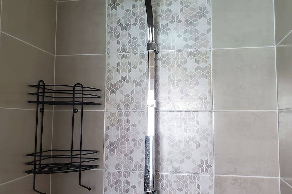 Ganze Wohnung, Seasonal rental with private pool in Saint-Hilaire-la-Forêt, Vendée