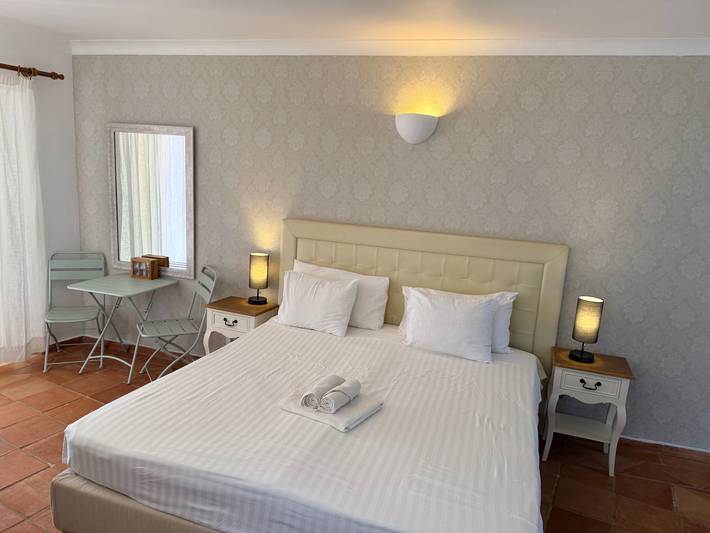 Casa rural para 2 personas, con Vistas al mar y Terraza además de Jardín y Piscina en Lagos - 4