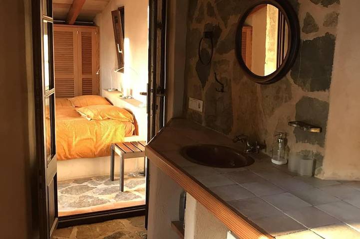 Finca mit großem Grundstück und Sonnenlage in der Nähe von Arta in Artà, Mallorca Osten