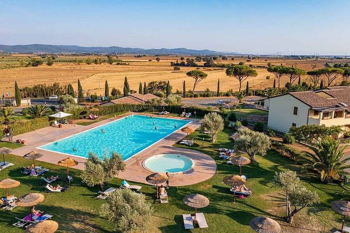 Appartamento vacanze per 4 persone, con giardino e piscina - 1