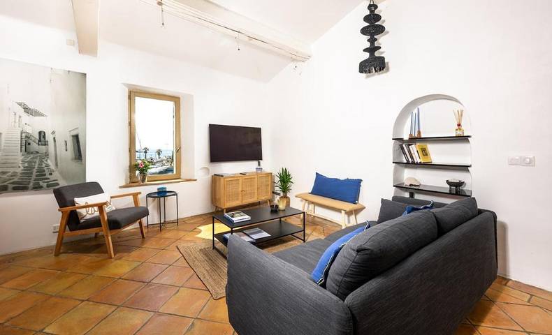 Gîte pour 6 personnes, avec vue dans Office De Tourisme De Cassis - 3