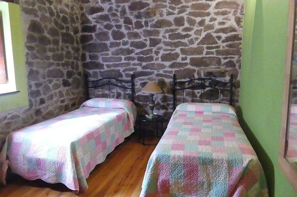 Cabaña Pasiega Las Lugas en Plena Naturaleza in Liérganes, Côte Cantabrienne