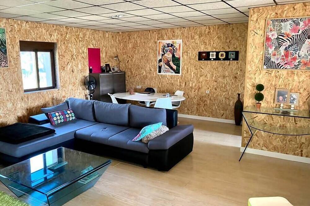Entire apartment, Exclusivo Loft en Zaragoza-4 in Saragossa, Saragossa Province