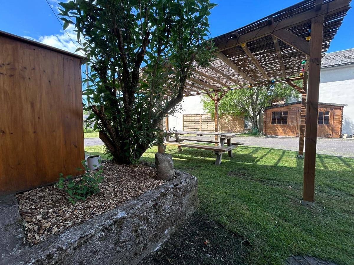 Two-Bedroom House in Messeix, Région de Clermont-Ferrand