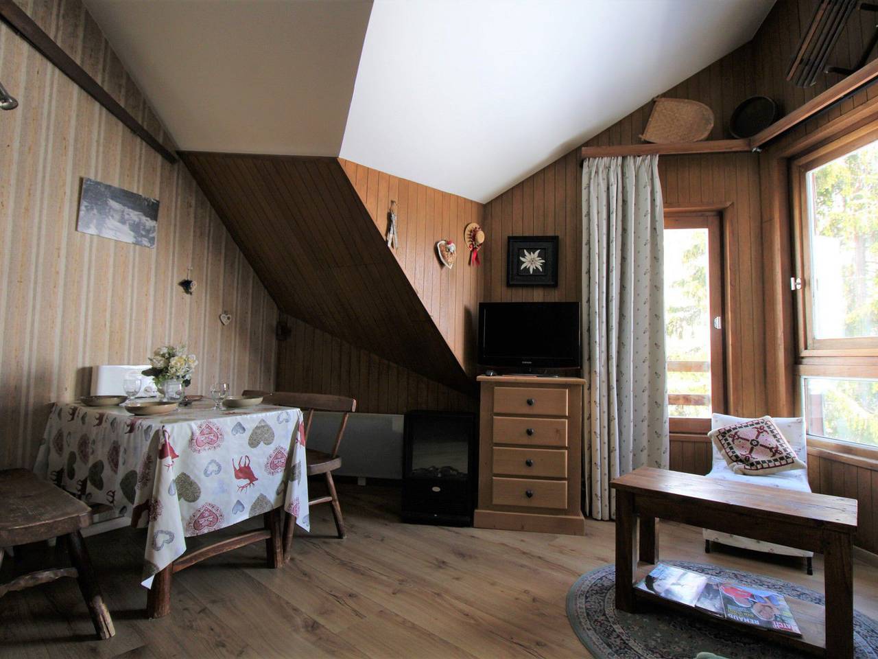 Estudio entero, Avoriaz: Encantador apto para 4 personas con wifi, chimenea y entrepiso in Morzine, Les Portes du Soleil