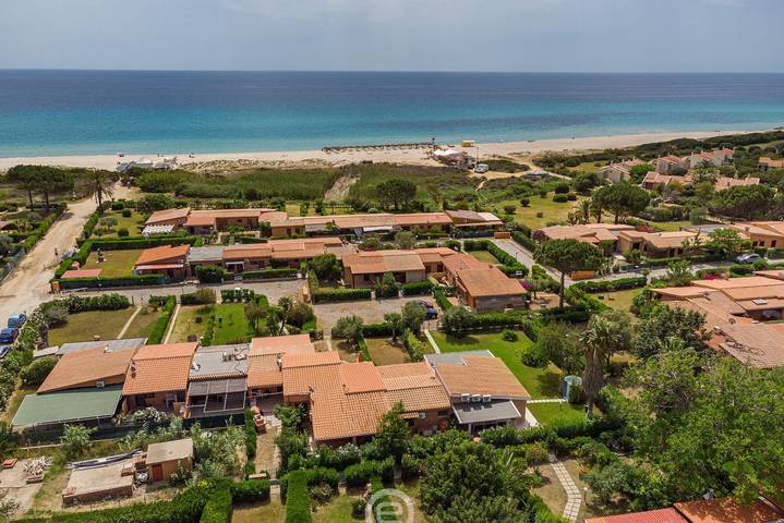 Villa per 4 persone, con giardino a Costa Rei