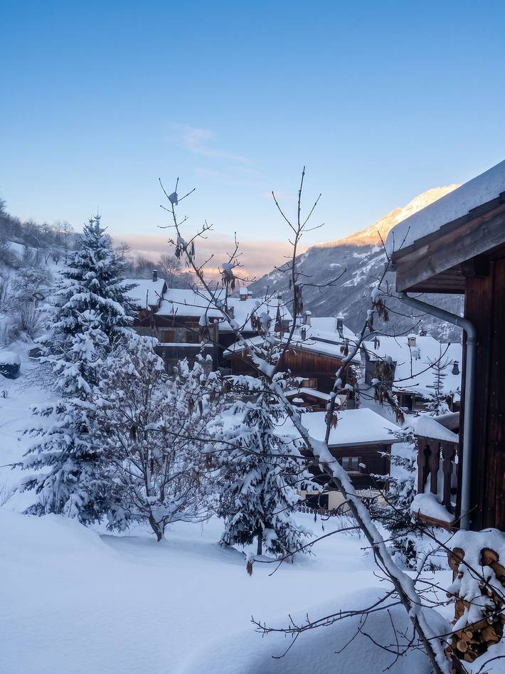 Accogliente Chalet a Courchevel con Vista sulle Montagne in Saint-Bon-Tarentaise, Massiccio della Vanoise
