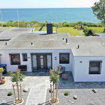Strandhaus für 4 Personen, mit Sauna und Terrasse sowie Garten, mit Haustier auf Fehmarn