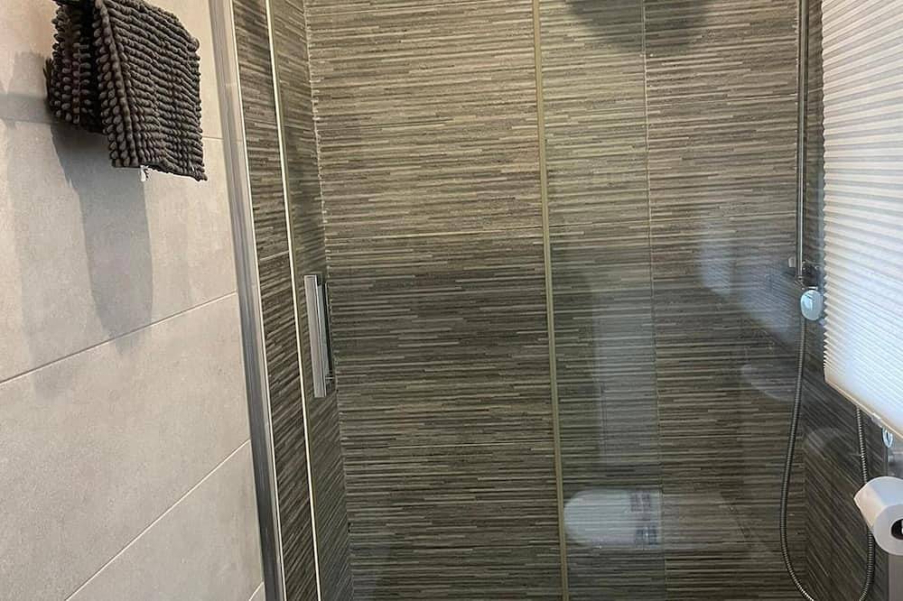 Entire apartment, El Hidalgo Apartment in Alcalá de Henares, Madrid Province
