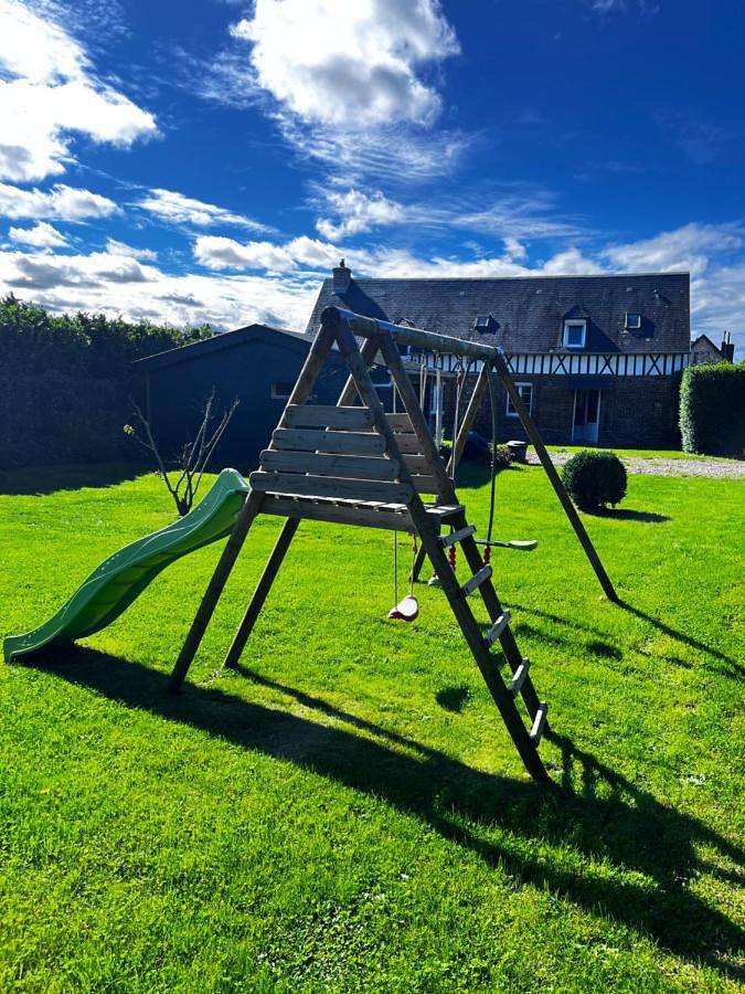 Location de vacances pour 6 personnes, avec vue et jardin à Saint-Martin-aux-Buneaux - 2