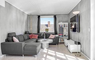 Ferieudlejning til 13 Personer i Tejn, Allinge-Sandvig, Billede 3