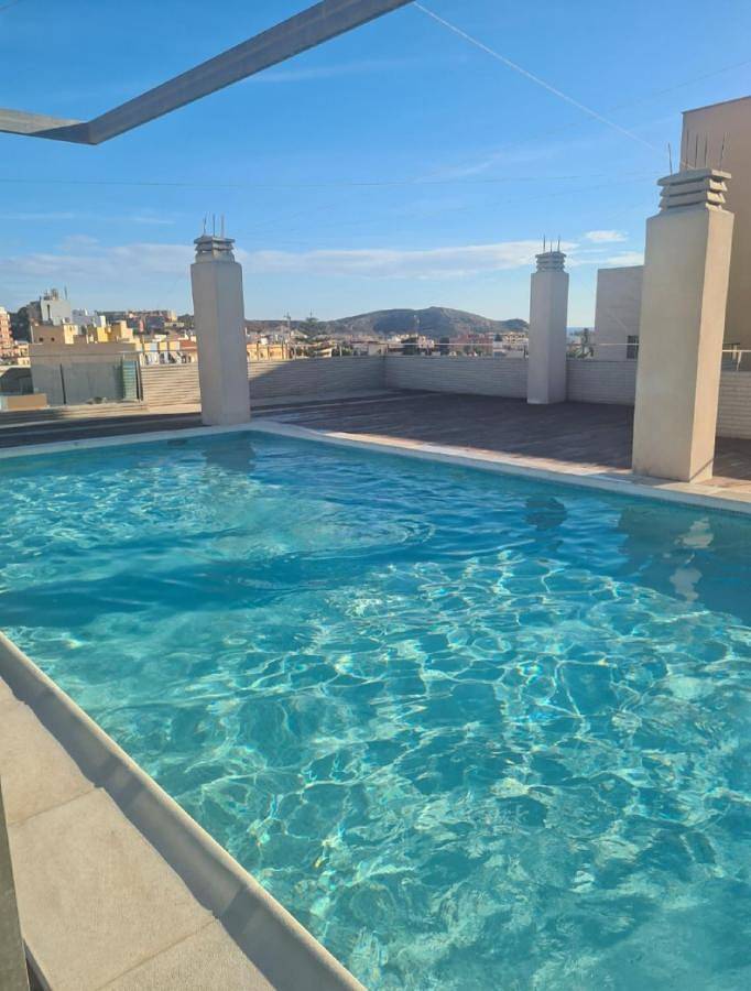 Ferienwohnung für 6 Personen, mit Terrasse und Pool - 1