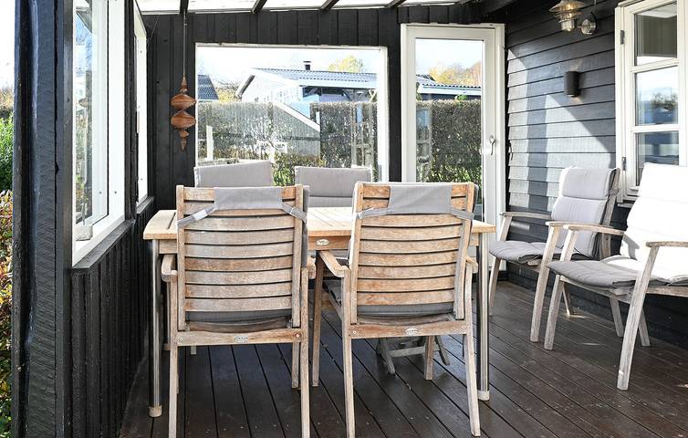 Ferienhaus für 4 Personen, mit Terrasse und Garten in Grønninghoved Strand - 2