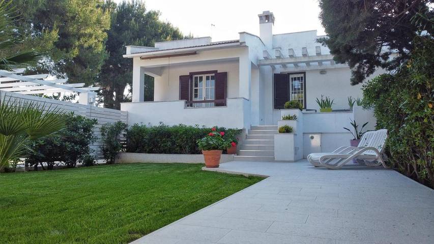 Maison de vacances pour 4 personnes, avec Balcon et Terrasse ainsi que Jardin et Vue à Rosa Marina
