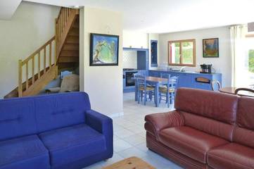 Gîte pour 4 personnes, avec terrasse et jardin dans Plage du Port Morvan