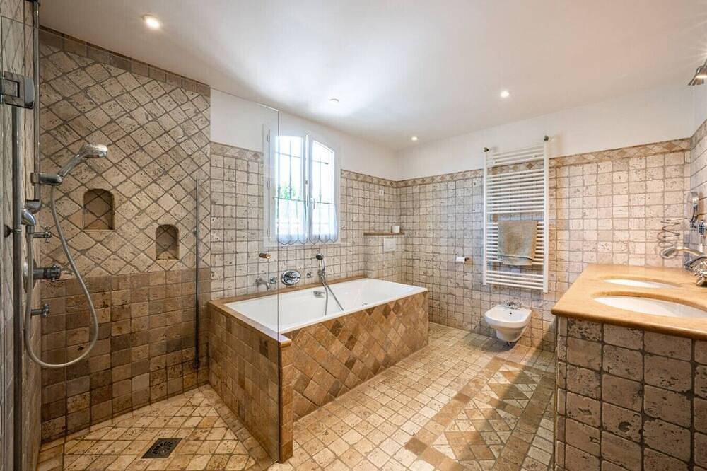 Villa Biot- Vue imprenable et un cadre enchanteur in Biot, Mittelmeerküste (Frankreich)
