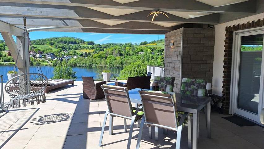 Ferienwohnung für 4 Personen, mit Terrasse und Garten sowie Sauna und Seeblick in Bergisches Land - 3