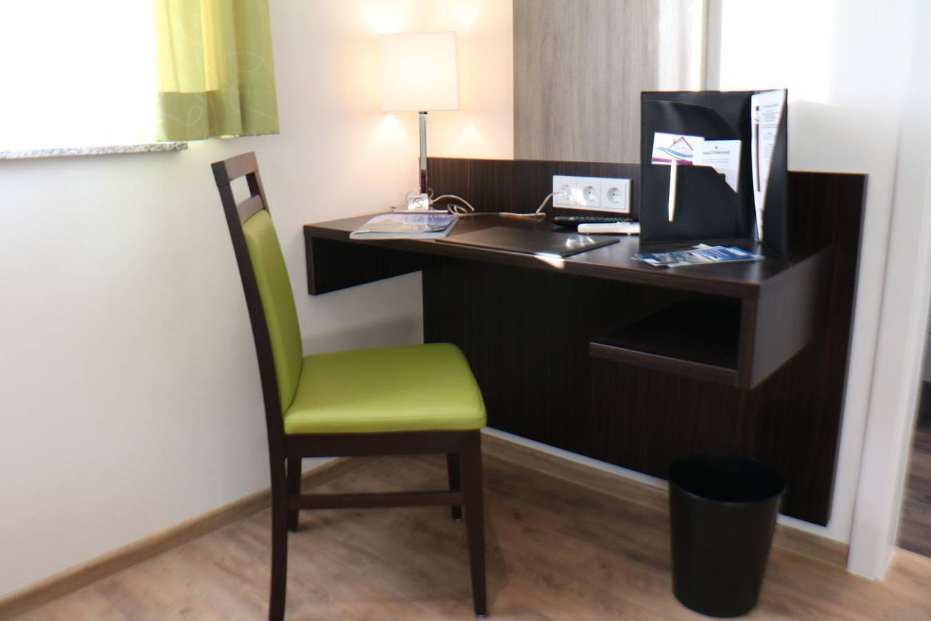 "Erholsame Tage im Hotel Gästehaus Stock: Komfort und Natur erleben!" in Friedrichshafen, Region Bodensee-Oberschwaben