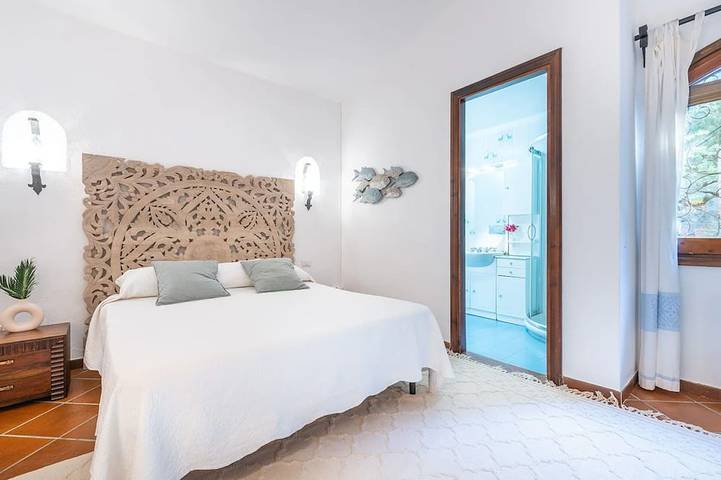 Bungalow für 14 Personen, mit Balkon und Pool sowie Garten und Whirlpool in Süd Sardinien - 4