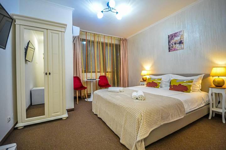 Gîte pour 2 personnes, avec jardin ainsi que jacuzzi et piscine dans Deva (Roumanie) - 4