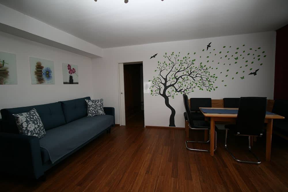 Ferienwohnung in Höhenlage mit Traumausblick in Sankt Oswald-Riedlhütte, Ostbayern