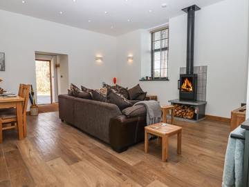 Log Cabin for 2 People in Ilsington, Devon, Photo 4