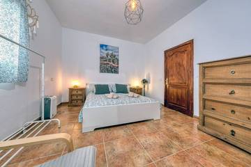 Chalet voor 4 Personen in Tinajo, Timanfaya, Afbeelding 1