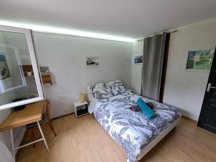 Location de vacances pour 2 personnes, avec jardin dans Plage des Dunes (Penvénan) - 4