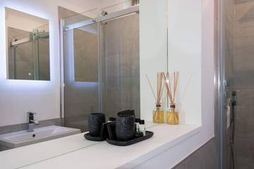 Holiday Home for 4 People in Chichester, West Sussex, Photo 3