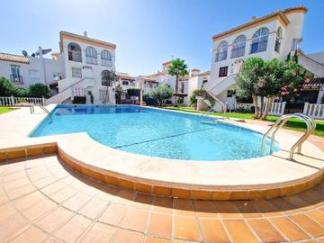 Gîte pour 4 personnes, avec vue et piscine dans Playa Flamenca