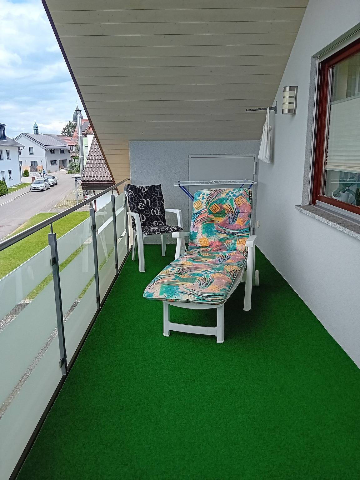 Ganze Wohnung, Ferienwohnung Eva Heinemann mit Bergblick, Balkon und Wlan in Singen, Hegau