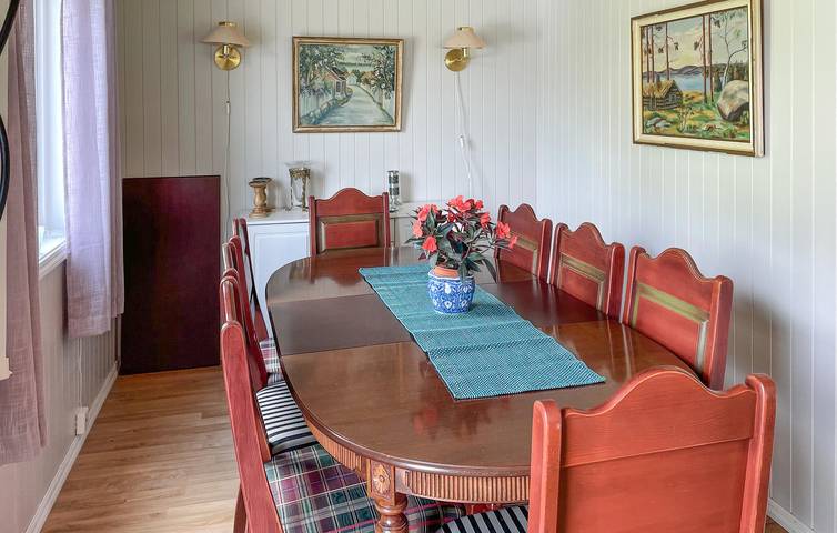 Ferienhaus für 7 Personen, mit Terrasse und Garten, mit Haustier in Troms - 3