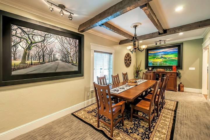 Vacation rental for 10 people, with terrace in Walla Walla