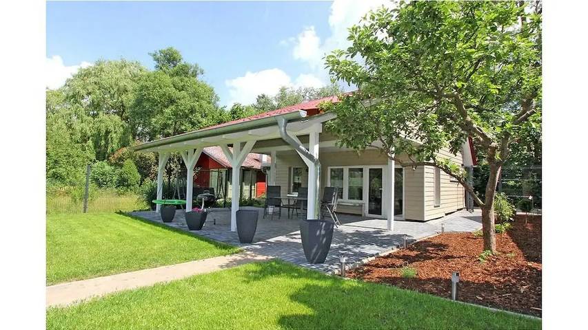 Ferienhaus für 4 Personen, mit Garten in Klink