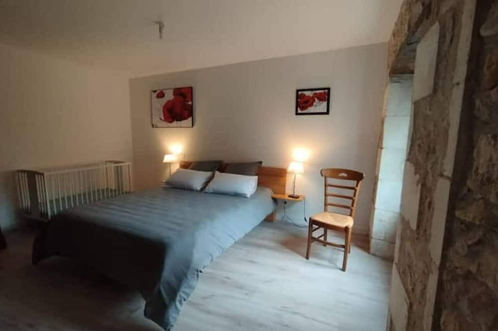 Gite de la Treille, in Saint-Maurice-la-Clouère, Vienne (France)