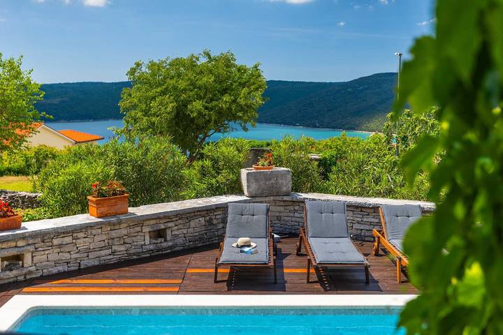 Villa for 6 personer med pool in Raša, Istrien Østkysten