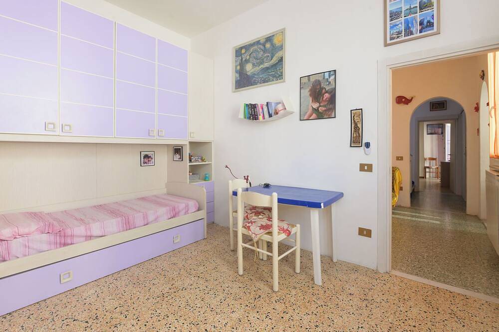 Il cortile nel centro in Spiaggia di Follonica (Scarlino), Follonica