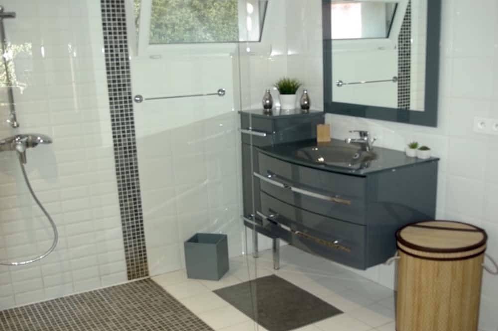 Mooi huis tussen Verdon en de Middellandse Zee in Salernes, Draguignan en omgeving