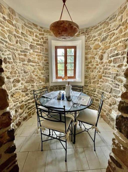 One-Bedroom House in Tournissan, Région de Limoux