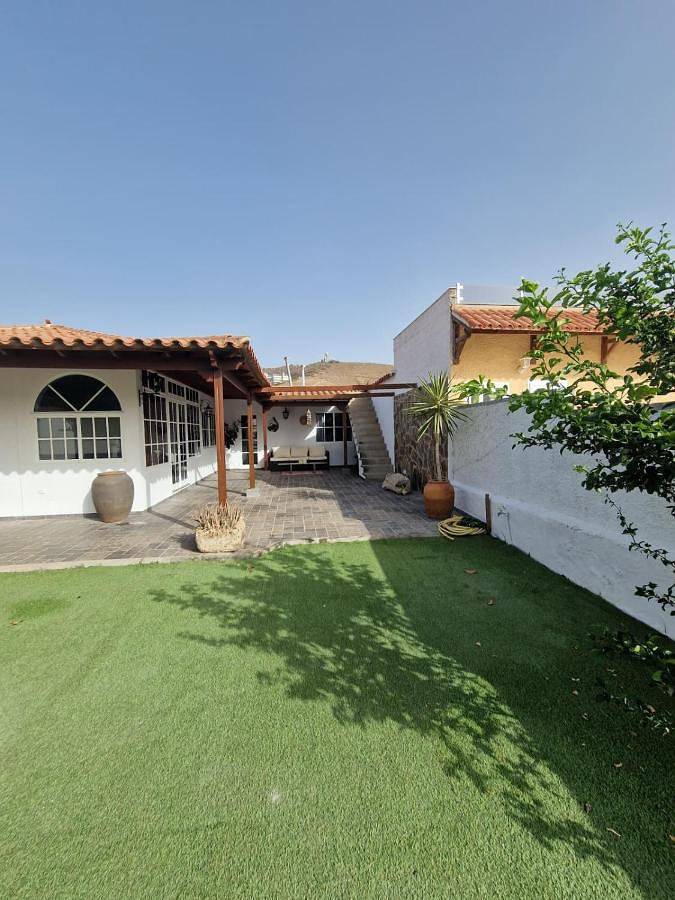 Chalet para 5 personas, con vistas y jardín, Se admiten mascotas en Pueblo de Tauro