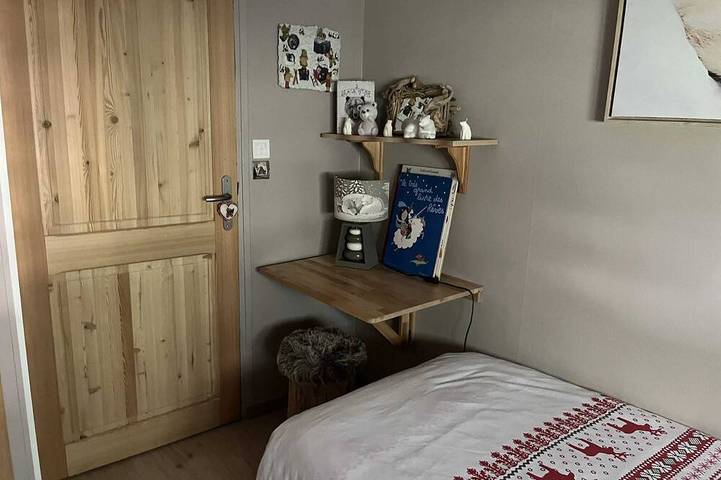 Gîte pour 5 personnes, avec jardin et terrasse à L'Argentière-la-Bessée - 4