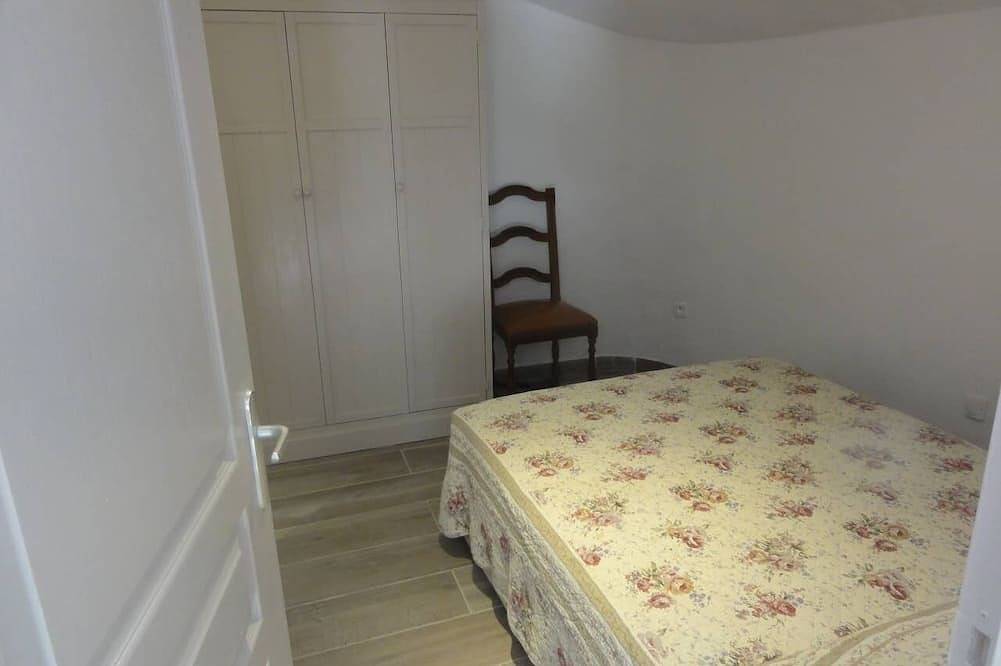 Gite \"le Bagnol\" a corner of paradise in Maubec, Parc naturel régional du Luberon