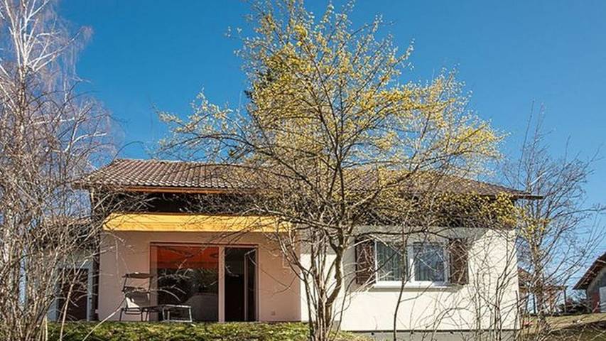 Ferienhaus für 6 Personen, mit Garten und Pool, mit Haustier