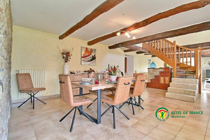 Gîte pour 8 personnes, avec terrasse et jardin à Locoal-Mendon - 3