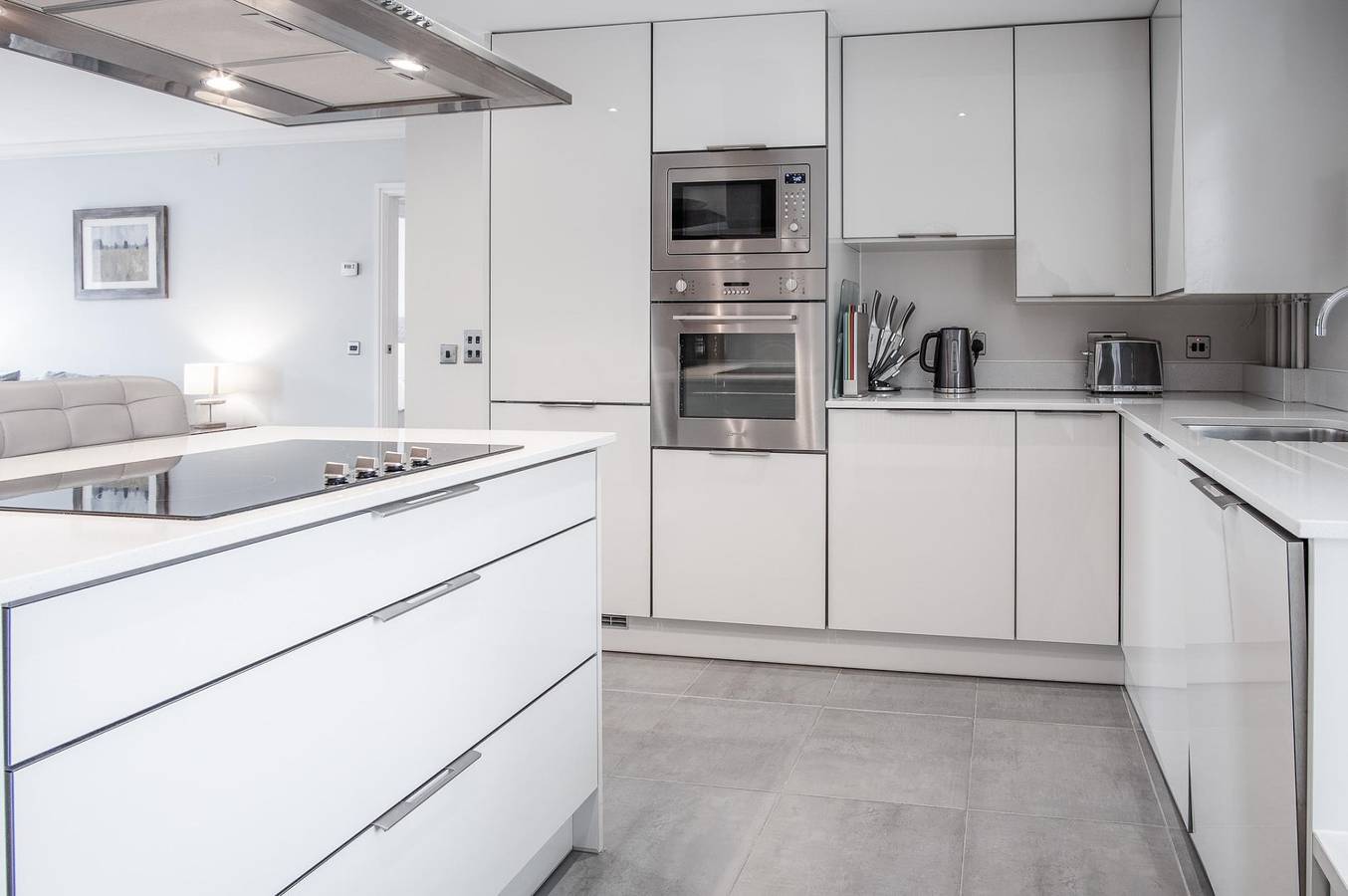 Entire apartment, Upper Deck - 2 Bedroom Apartment - Saundersfoot in Saundersfoot, Pembrokeshire