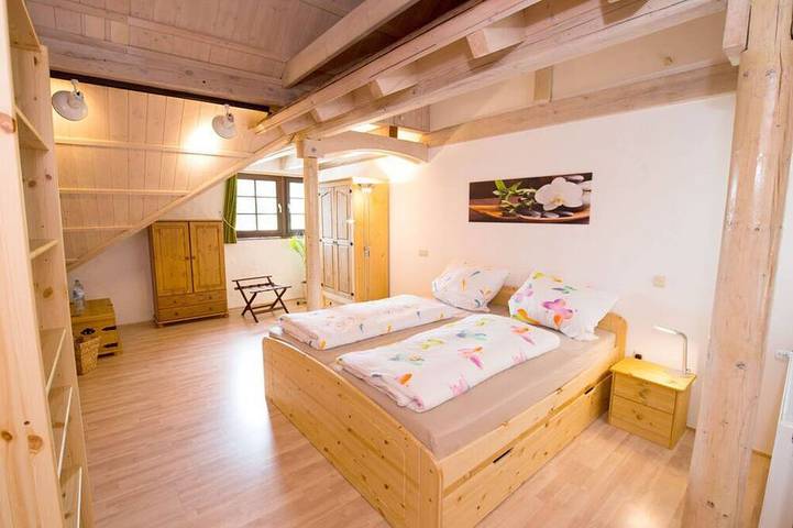 Ferienwohnung für 16 Personen, mit Terrasse und Pool sowie Sauna in Kall - 4